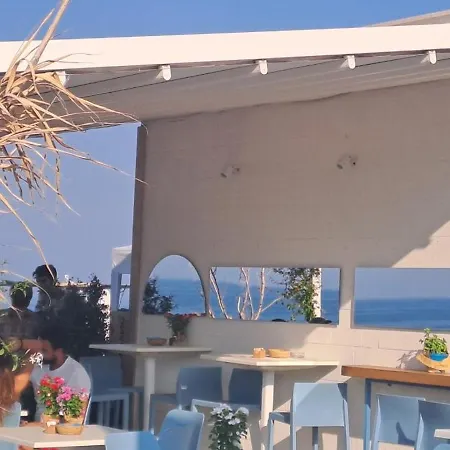 Uno' Bed & Breakfast 3*